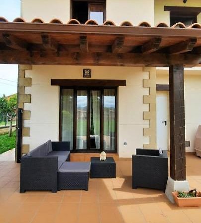 הוילה Casa En Sobarzo, Junto Al Parque De Cabarceno מראה חיצוני תמונה