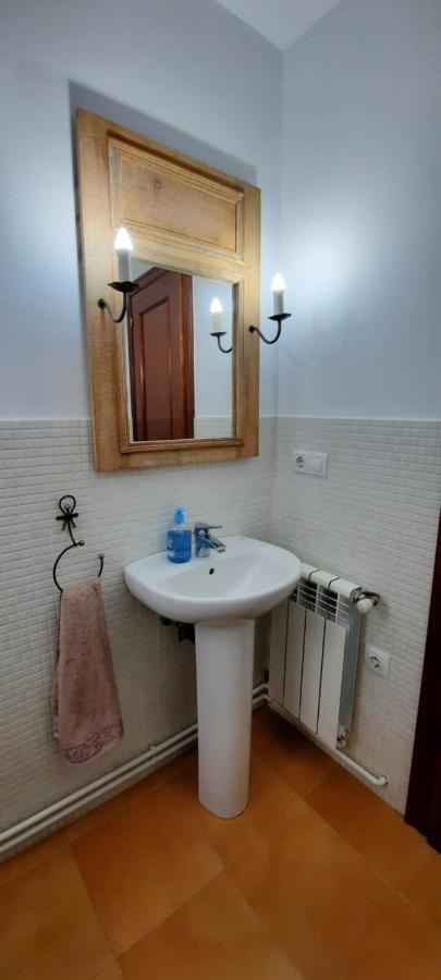 הוילה Casa En Sobarzo, Junto Al Parque De Cabarceno מראה חיצוני תמונה